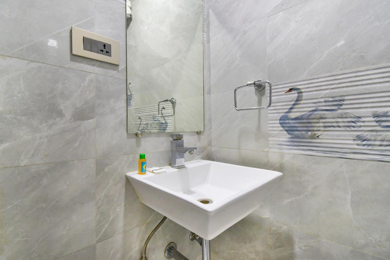 Fabhotel Kohinoor Plaza Ahmedabad Ngoại thất bức ảnh