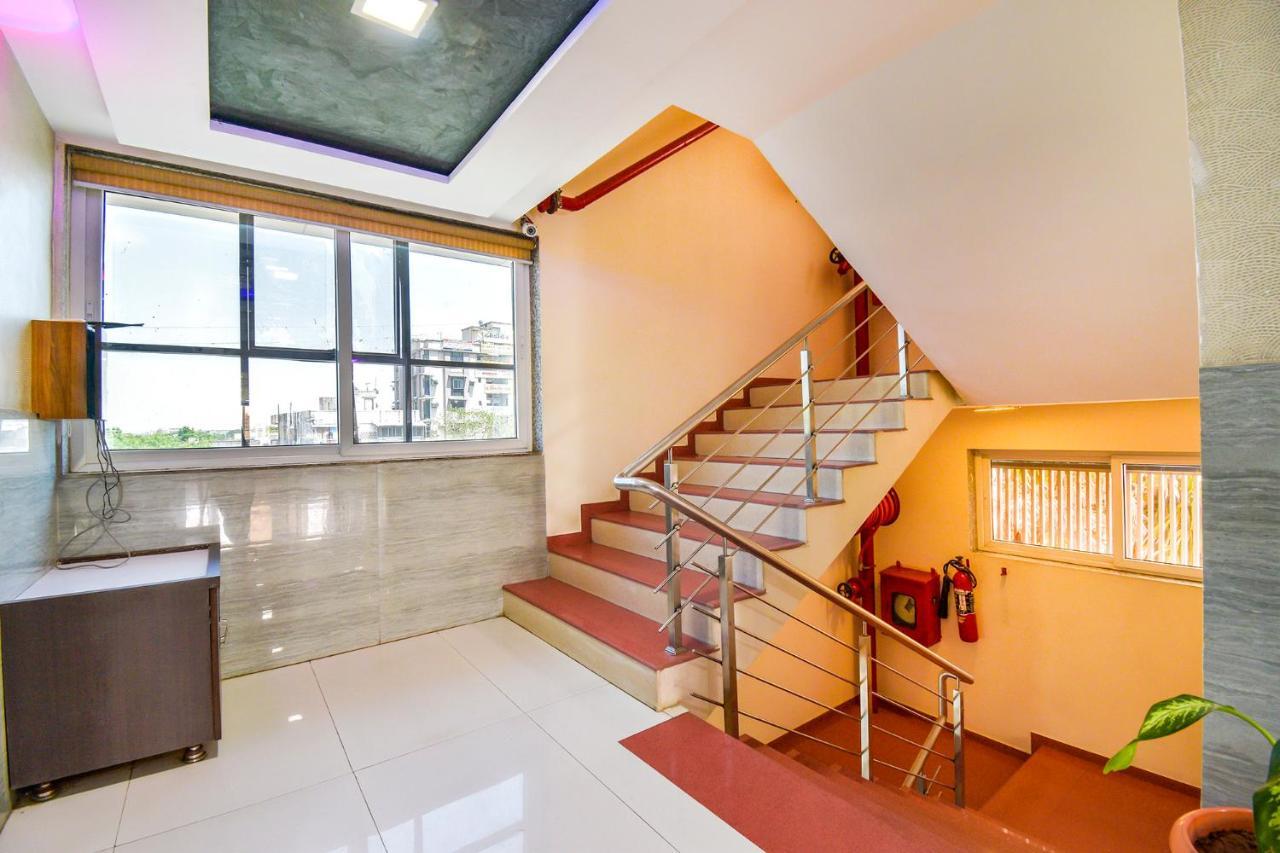 Fabhotel Kohinoor Plaza Ahmedabad Ngoại thất bức ảnh